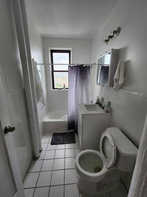 Elegant 2 Bed Gem! Mins From Nyc Διαμέρισμα Union City Εξωτερικό φωτογραφία