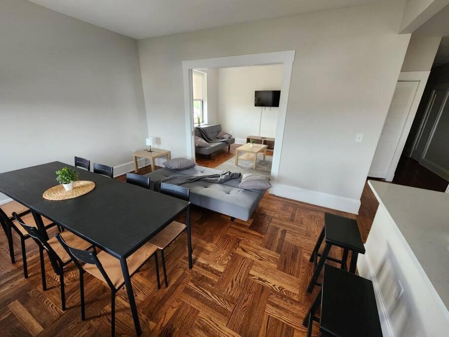 Elegant 2 Bed Gem! Mins From Nyc Διαμέρισμα Union City Εξωτερικό φωτογραφία